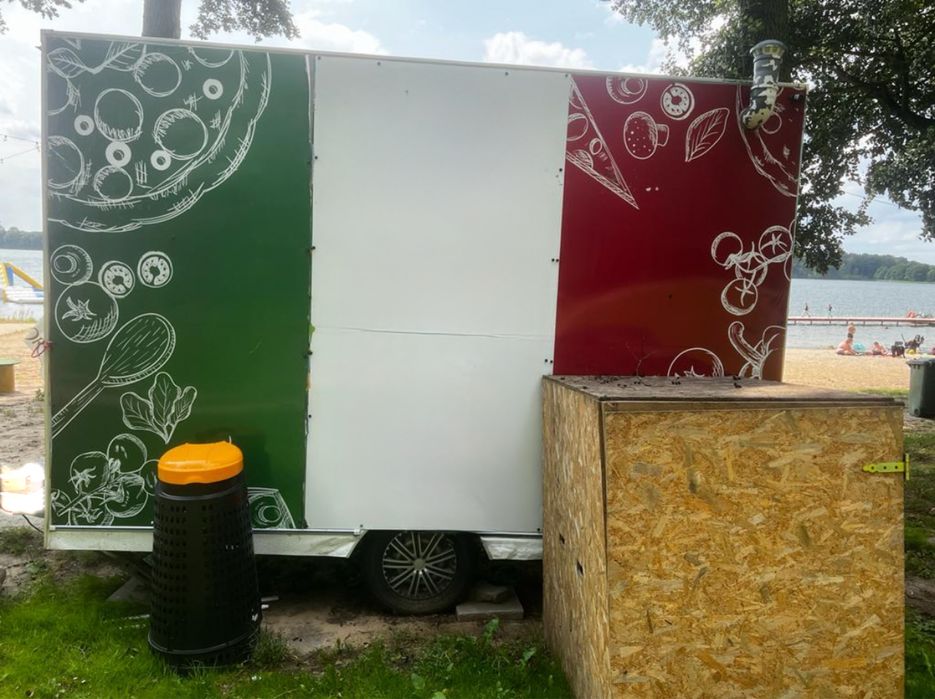 Sprzedam przyczepe gastronomiczną NIEWIADÓW