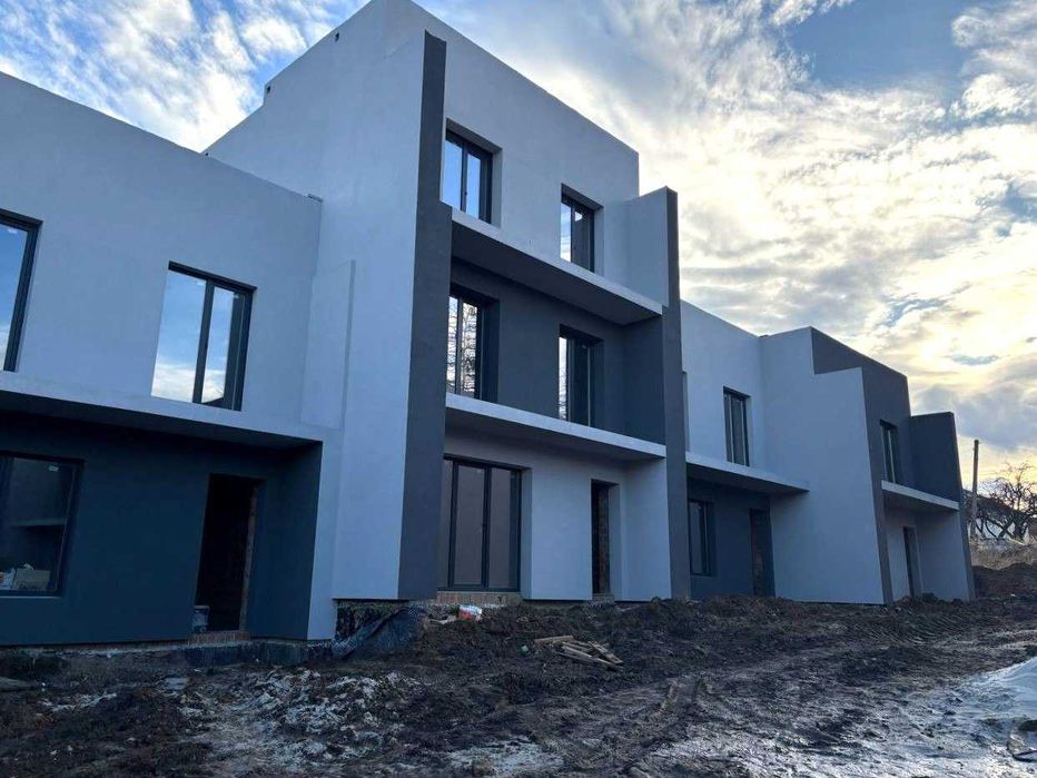 Продаж котедж 100 м2, КМ Дубовий Гай, вул. Панькова, с. Липники