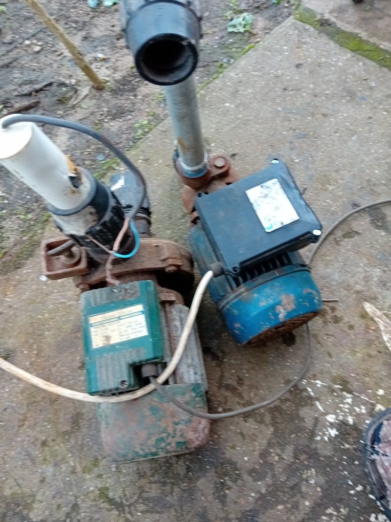 Vendo 3 motores dois trabalhaum bem o de 1,4 só precisa de uma bobine
