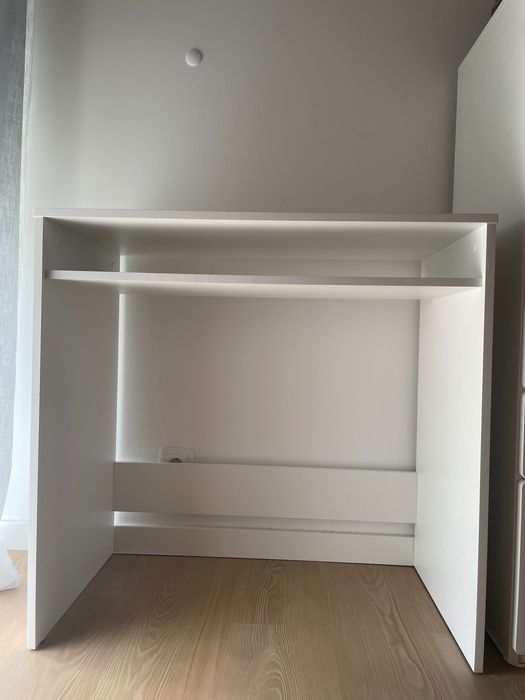 Secretária branca 79x43x78