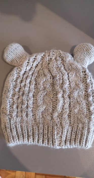 2 gorros com orelhinhas