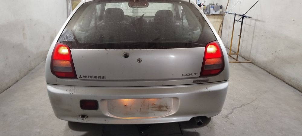 Mitsubishi Colt р0збірка купе