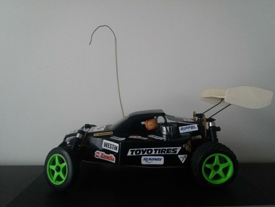 Model RC  T2M 5000/KYOSHO Nitro 2WD 1:10 stan bdb+ aparatura+grzałka