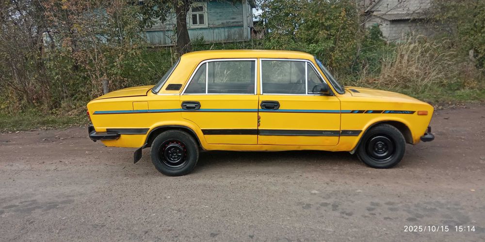 Продам ВАЗ 2103.