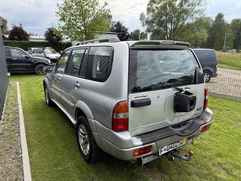 Suzuki Grand Vitara XL7 2.7 V6 automat na czesci