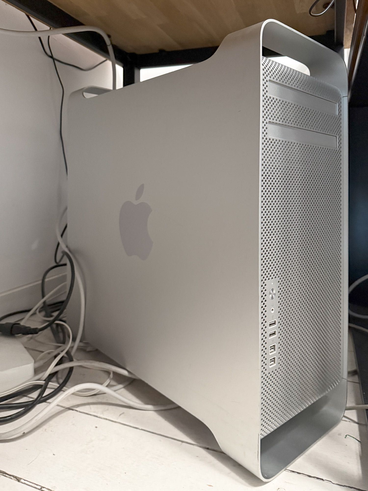 Mac Pro 5.1, 32GB RAM, 512 GB SSD, GeForce GTX 680, USB-C, RAID - Lodz