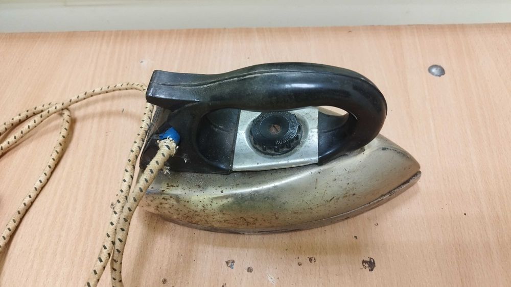 Праска стара раритетна важка