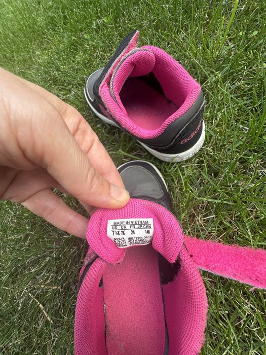 Buty Adidas rozm.24 dla dziewczynki