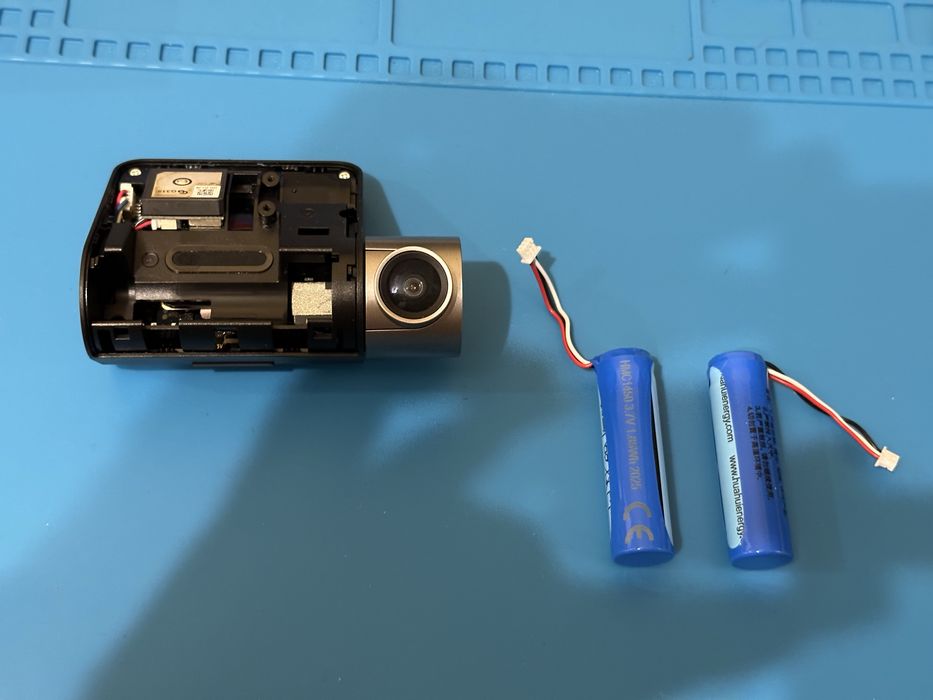 Відеореєстратор 70mai Dash Cam Pro Plus+ A500S vs нова акб