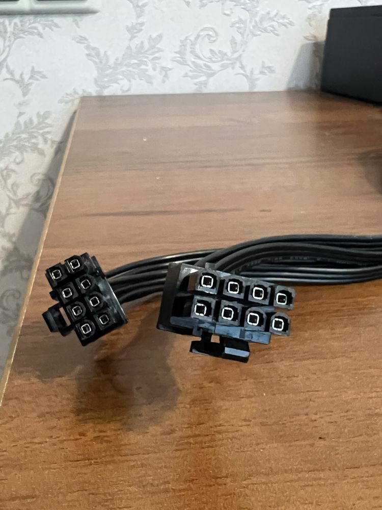 Блок живлення Seasonic G12 GM-750w