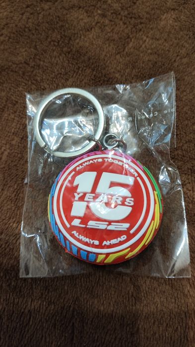 Фирменный юбилейный коллекционный брелок LS2.