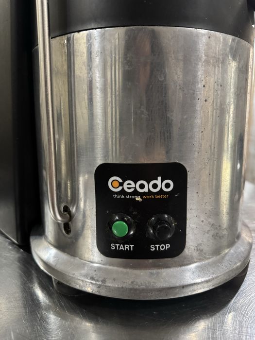 Професійний соковитискач Ceado ES500