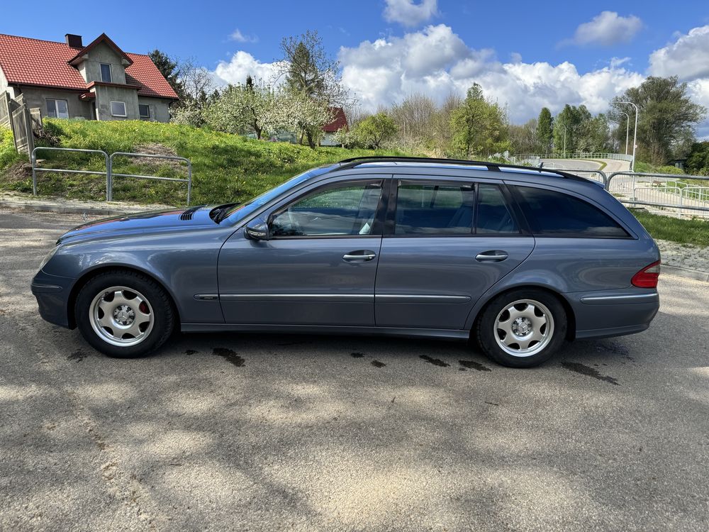 Mercedes W211 kombi 3.0 V6 benzyna 2006r.