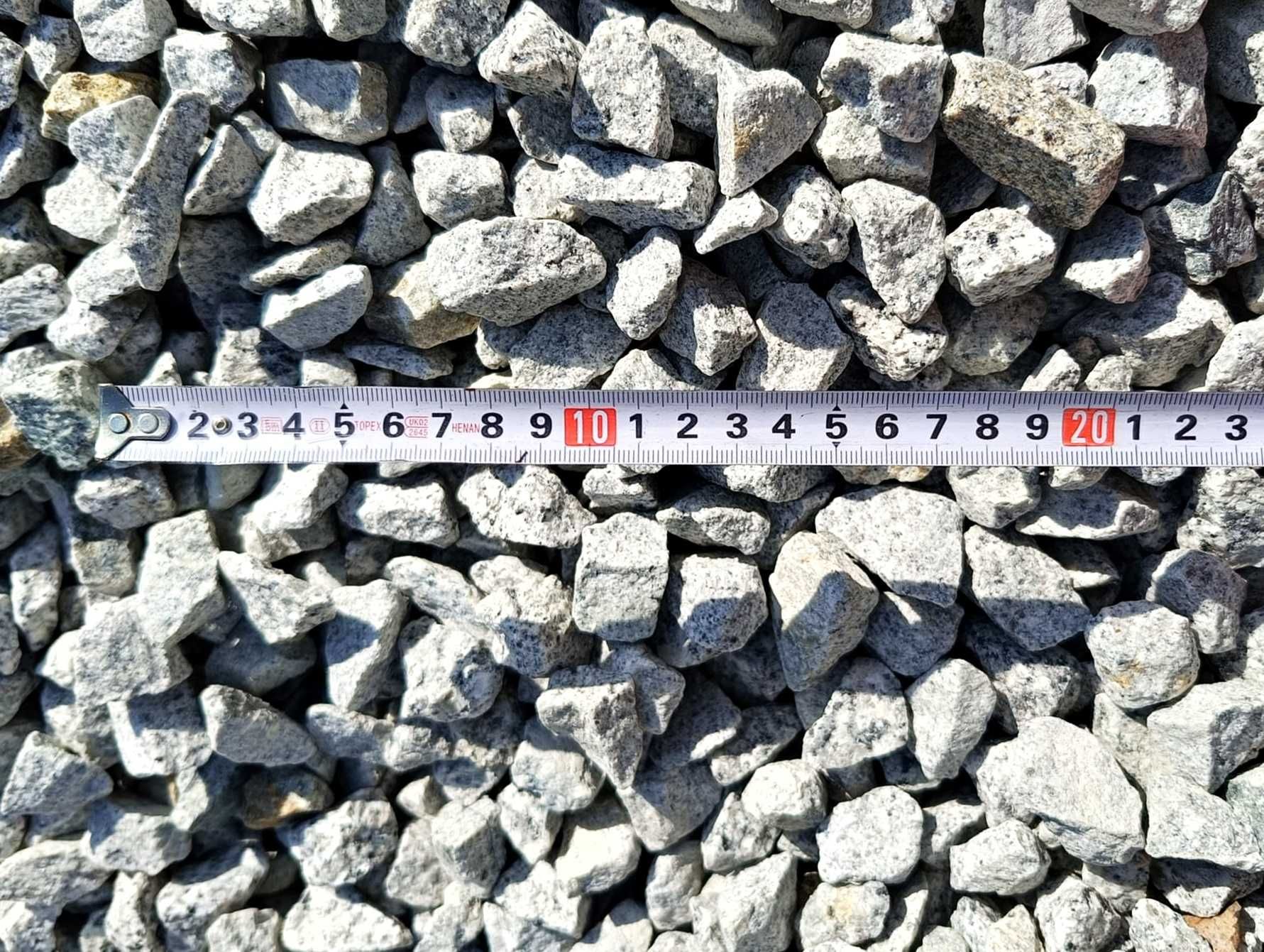 Kamienie ozdobne - grys granitowy dalmatyńczyk 16-22