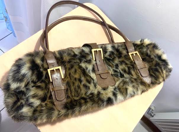 Яка краса,одна така в мене.сумка супер модна