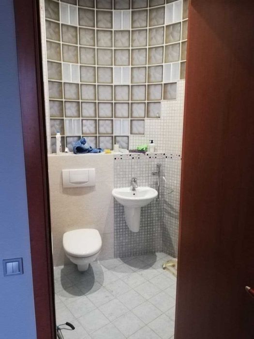 Продаж 2-к квартири 138,8 м2 Київ, вул.В. Васильківська 18  280000$