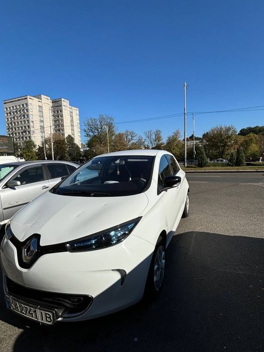 Продам електроавто Renault Zoe 22kwt