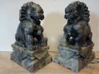 2 belos grandes cães Foo chineses antigos em mármore - 4.390 gramas