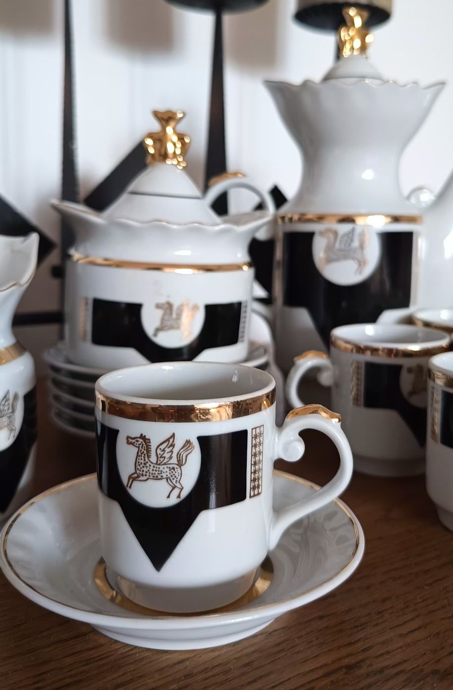 Zestaw serwis  porcelana Połonne unikat pegaz kawowy