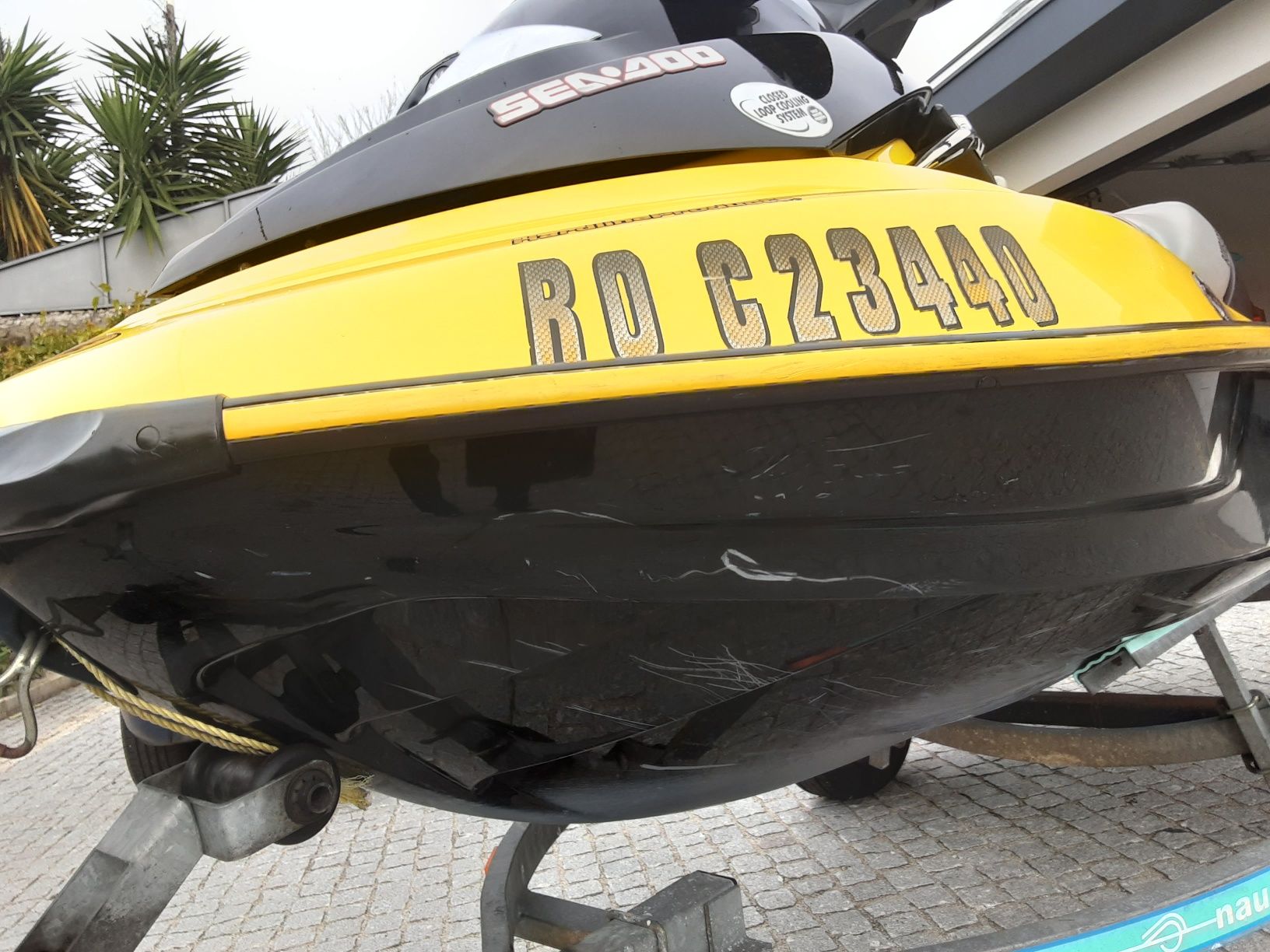 Vende mota dague bombardier