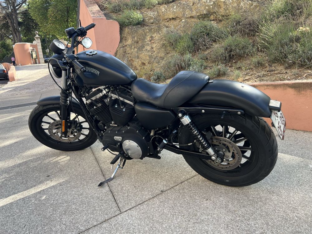 Harley Davidson 883