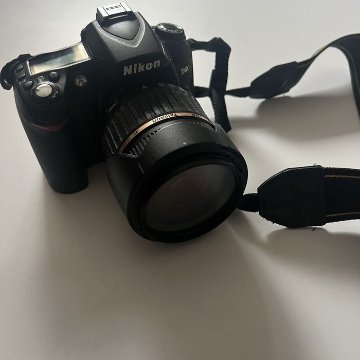 Aparat Nikon D90 obiektyw 18-105 VR