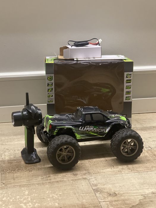 BlackZon Warrior Moster Truck