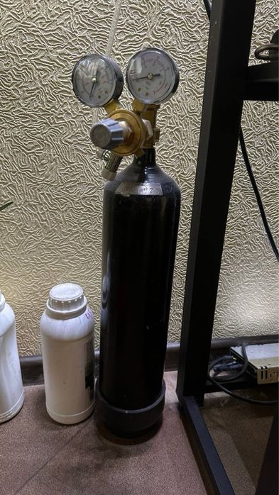 Акваріум лампа фільтр балон тумба