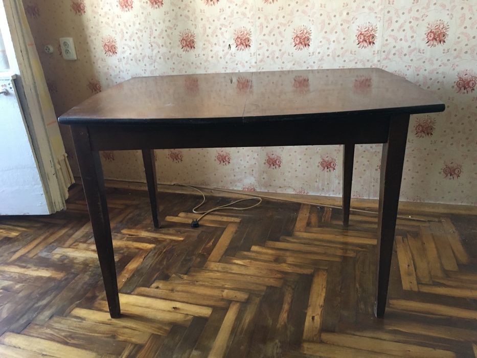 Два столи деревʼяні