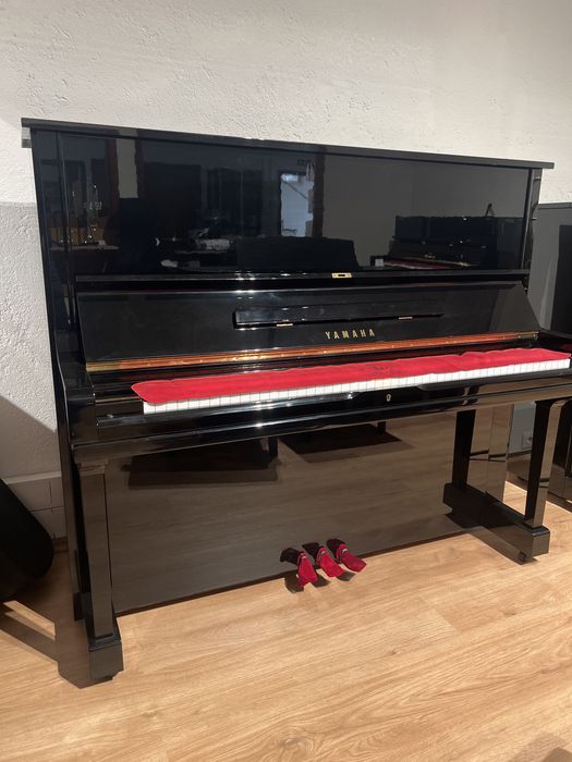 Piano Acústico YAMAHA U3