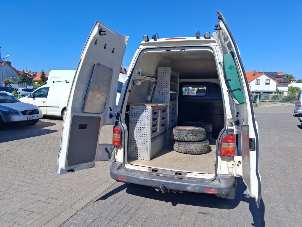 Volkswagen transporter 4×4 warsztat kamper cena na EXPORT