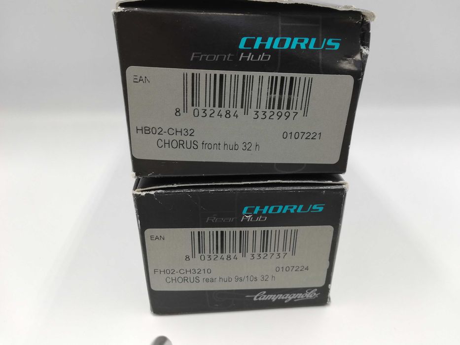Nowe piasty Campagnolo Chorus 32h / komplet / retro