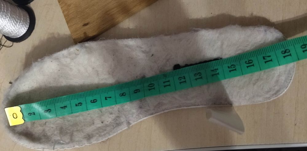 Продам дитячі зимові термочобітки B&G