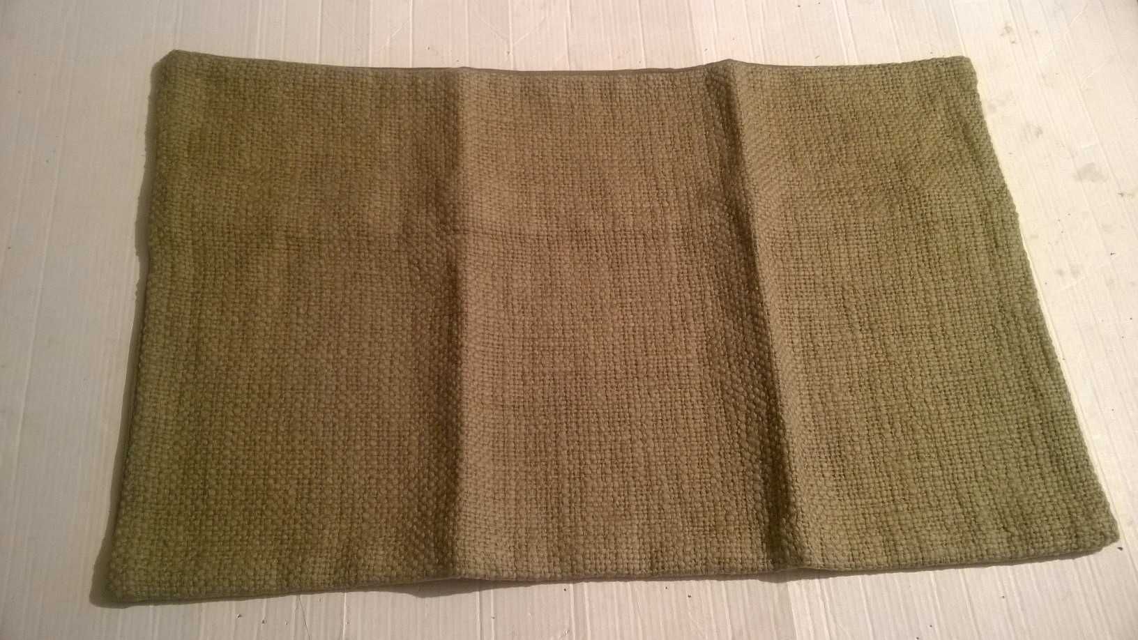 Poszewka dekoracyjna Westwing Anise olive 30x50 cm