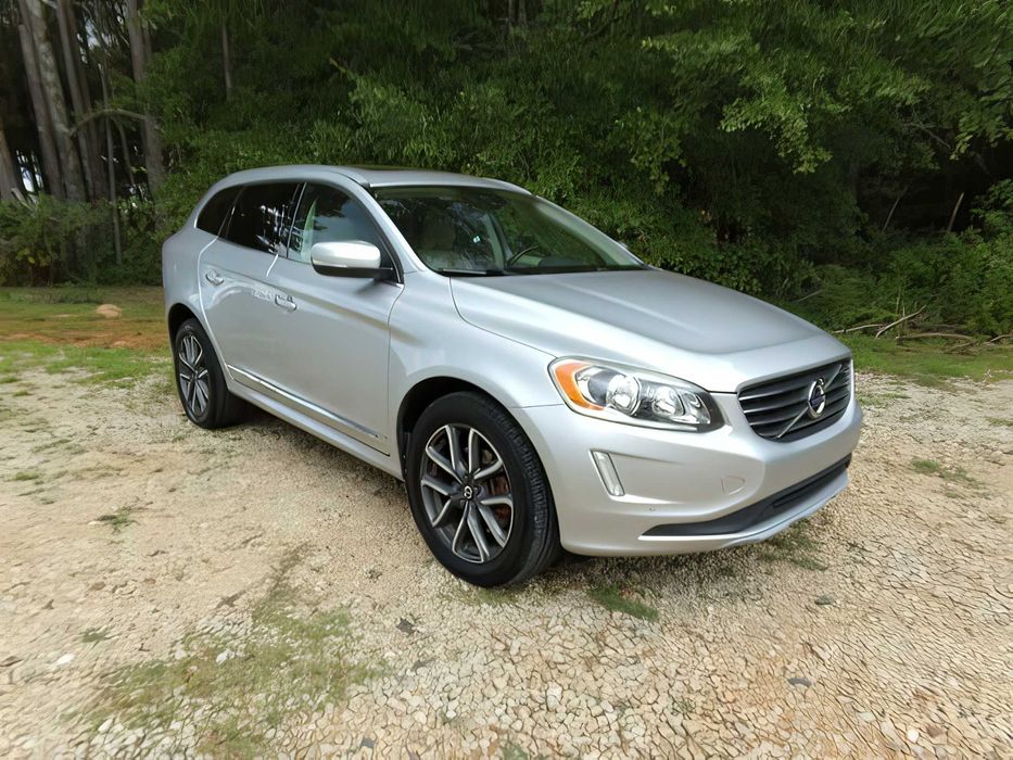 Volvo XC60      2016