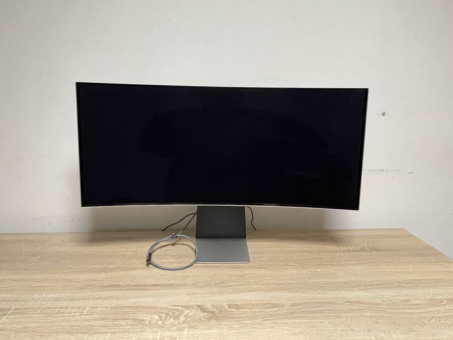 Монитор Samsung Odyssey G8 LS34BG850SI
