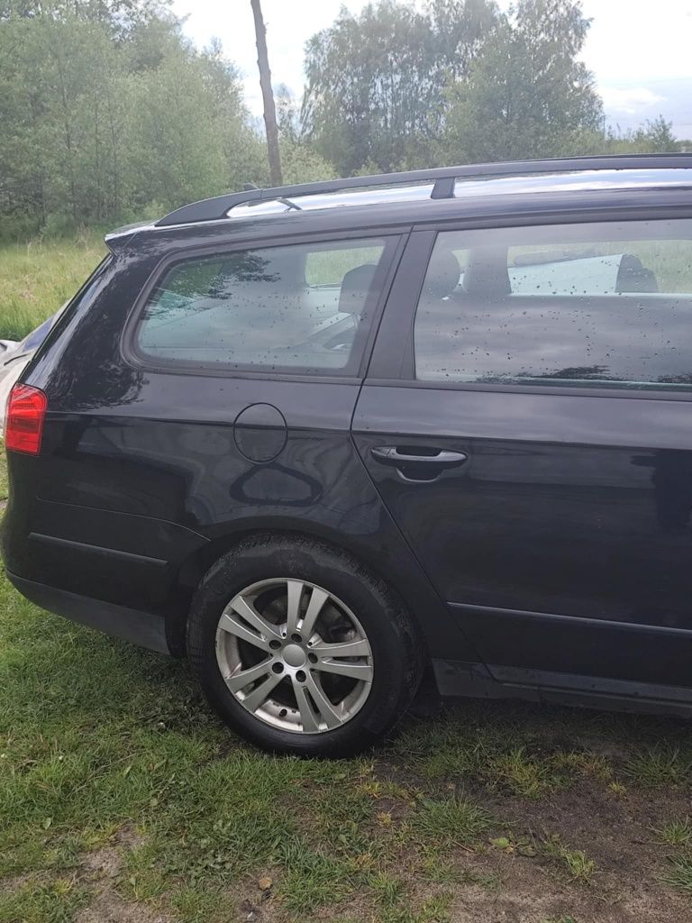 Auto osobowe czarne