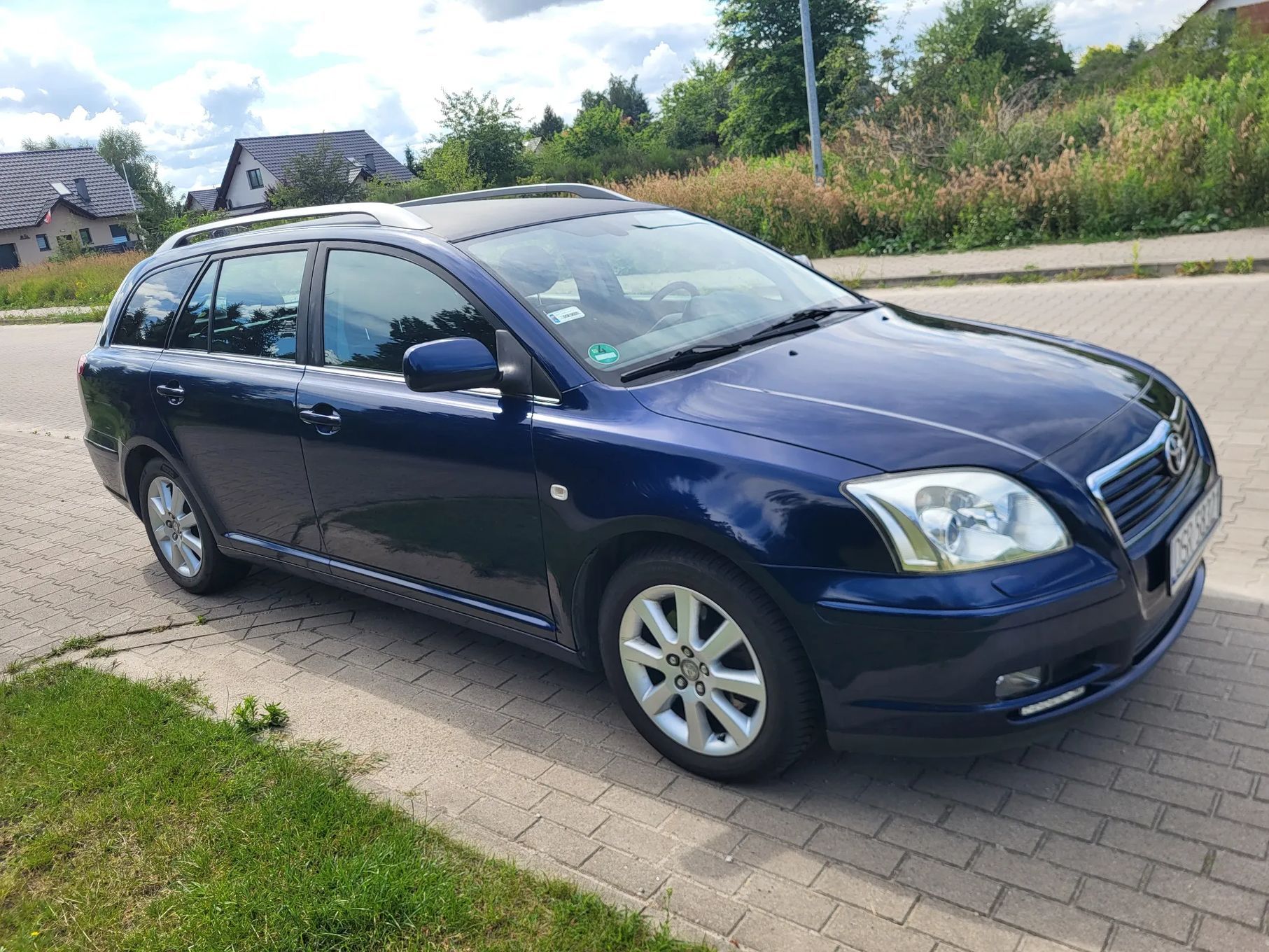 Toyota Avensis 2.0 D-4D Executive, bd.stan, dobrze wyposażona