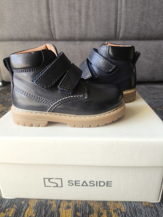 Botas de bebé em pele novas | Tamanho 20