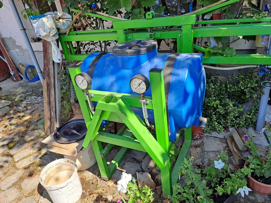 Продам обприскувач до мінітрактора