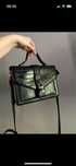 elegancka czarna torebka typu satchel / listonoszka