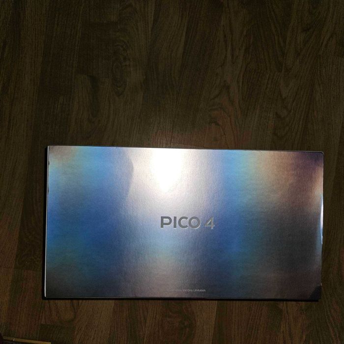 Окуляри віртуальної реальності Pico 4 8/128GB
