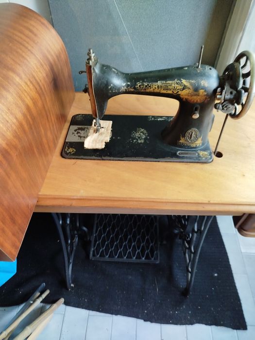 Máquina de costura Singer