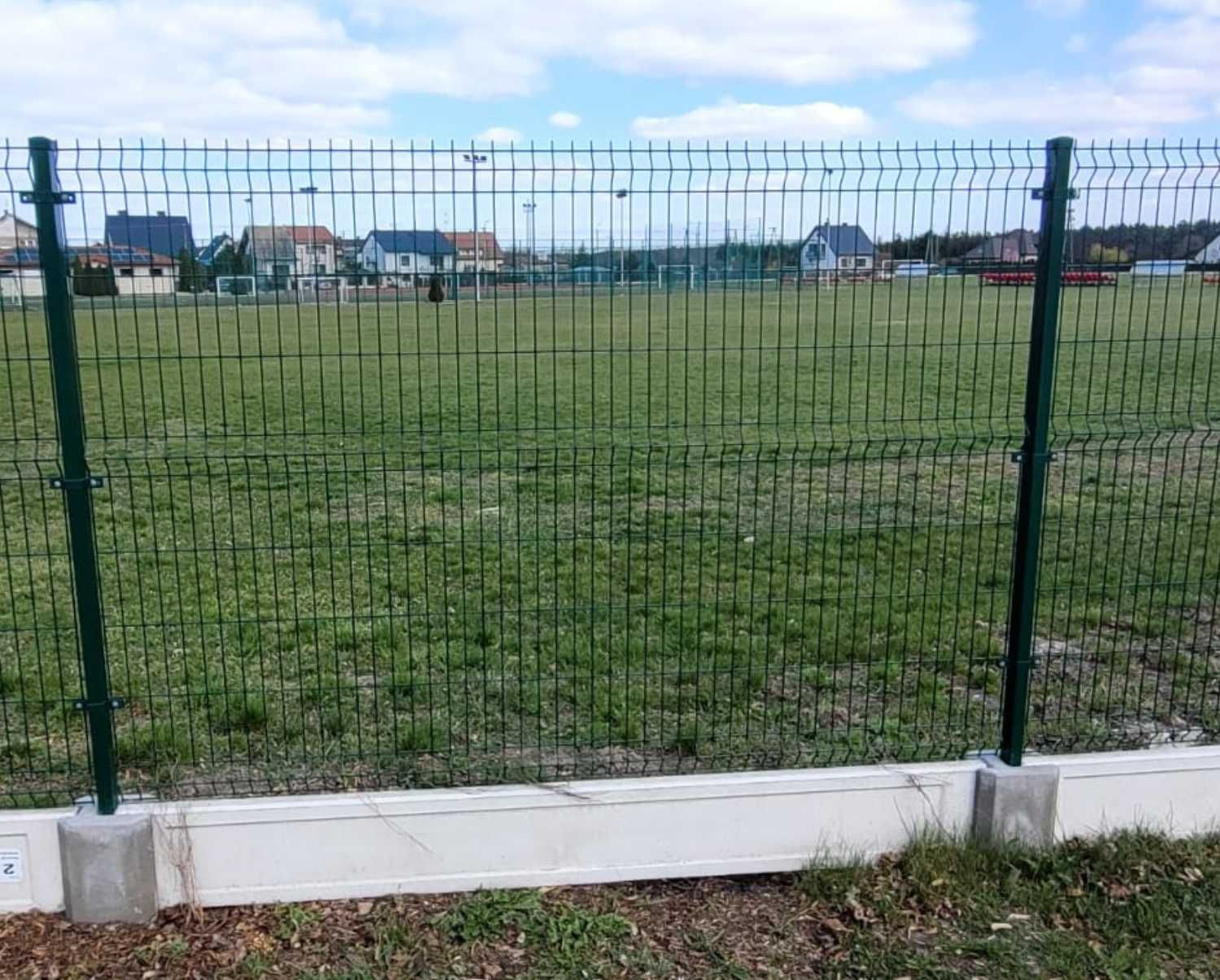 Ogrodzenie panelowe w zestawie z podmurówką  płot panelowy w komplecie