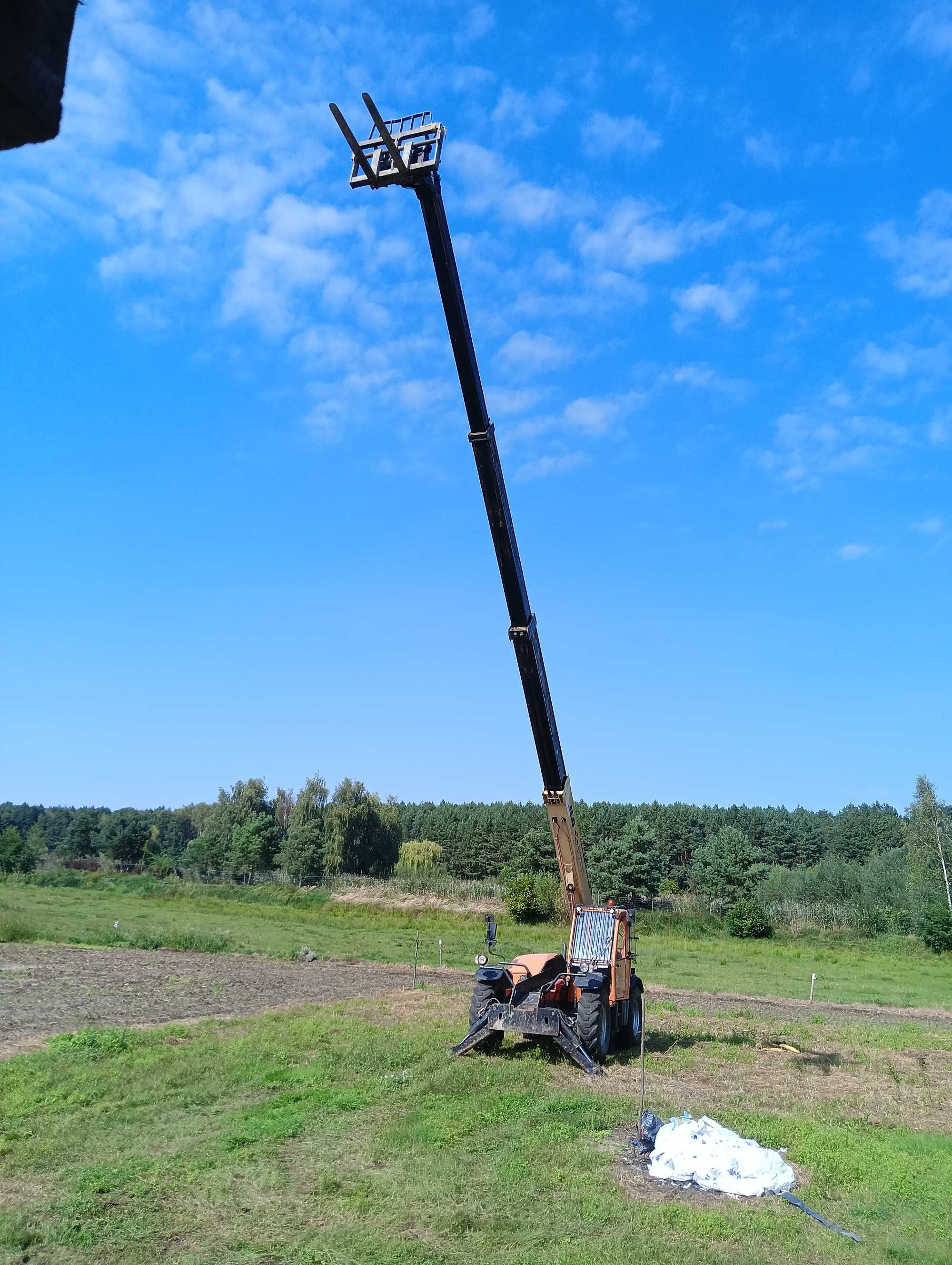 Ładowarka Teleskopowa  ''JLG 4017 RS''. 185000 tys. Brutto