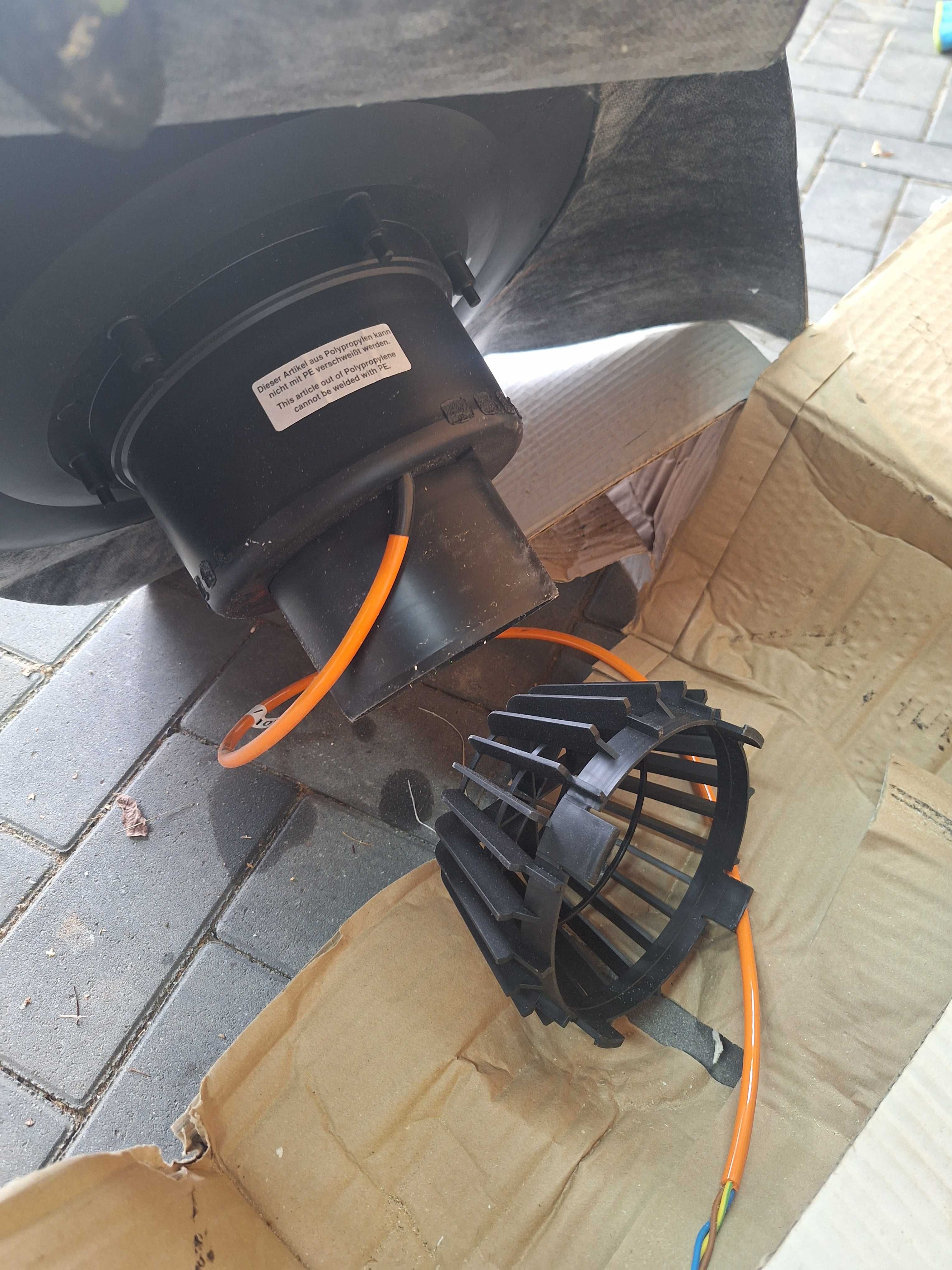 Kosz zlewowy żygacz kolektor wpust dachowy ogrzewany do papy 110mm HL