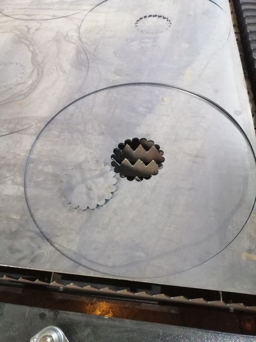 Лазерна різка металу