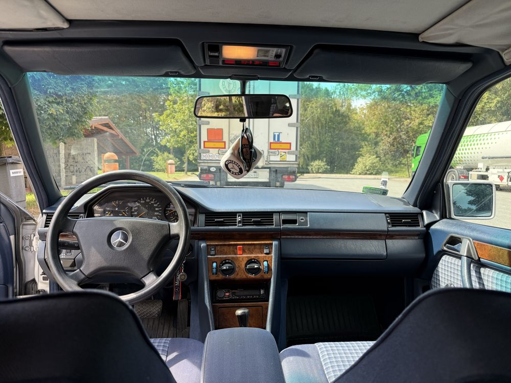 Mercedes w124 300d