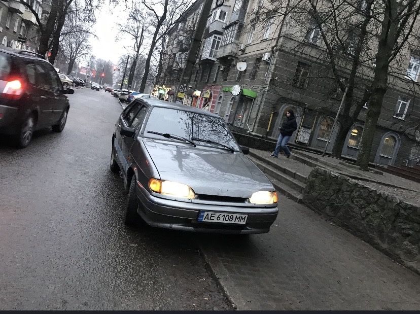 Продам ваз 2114 на боевом ходу