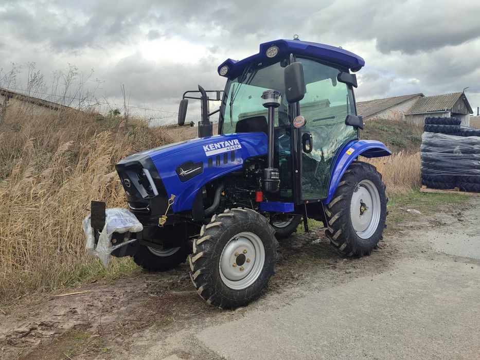 Трактор Кентавр 404 SC 2025 года новый дизайн